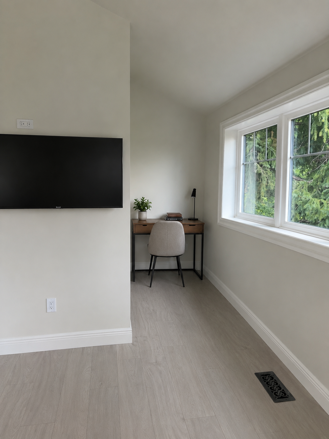 Built-In Study Desk